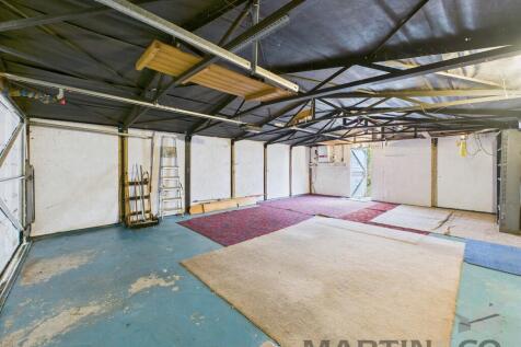 CAM02697G0-PR0337...