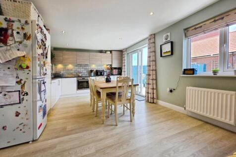 Kitchen-Dining Room (1).jpg