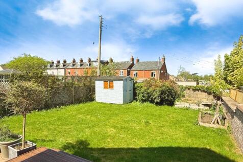 Rear Garden (1).JPG