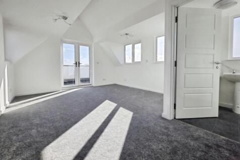Main Bedroom.jpg