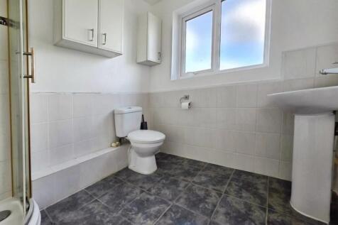 Shower Room.jpg