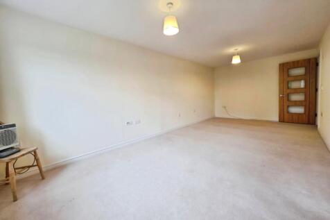 pbox-bedroom-331876.jpg