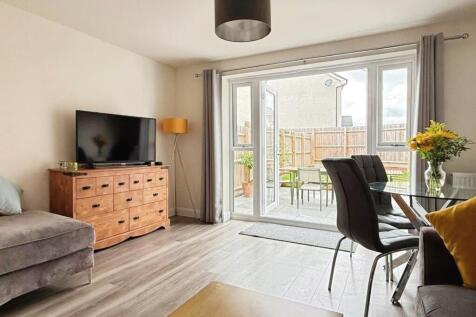 pbox-living_room-316150.jpeg