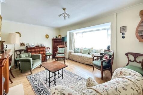 pbox-living_room-322561.jpeg
