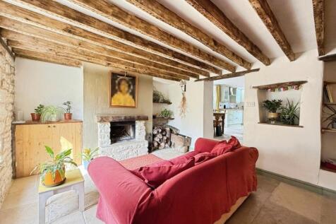 pbox-living_room-335726.jpeg