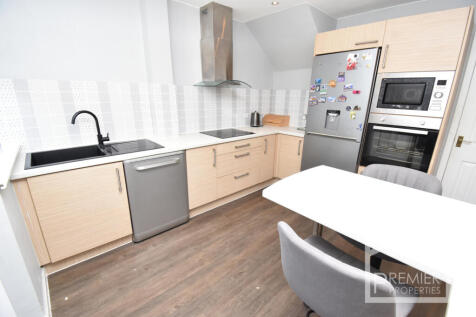 Kitchen breakfast room
