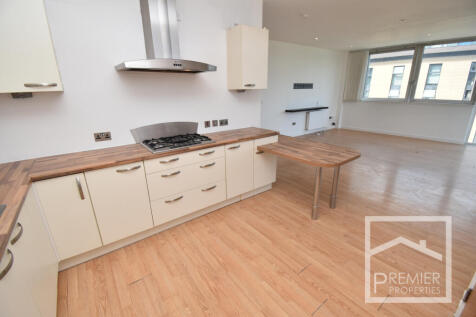 Kitchen breakfast area