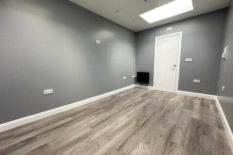 WhatsApp Image 2025-10-29 at 1.04.22 PM (14).jpeg