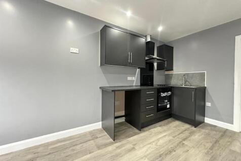 WhatsApp Image 2025-10-29 at 1.04.22 PM (13).jpeg