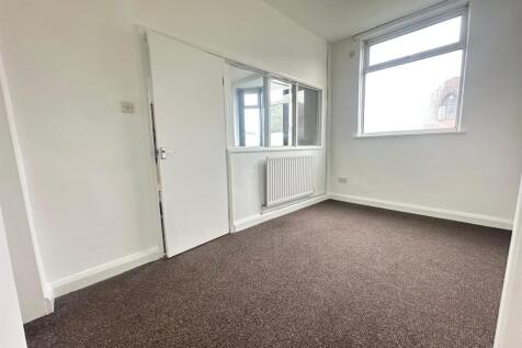 WhatsApp Image 2025-12-05 at 1.27.45 PM (5).jpeg