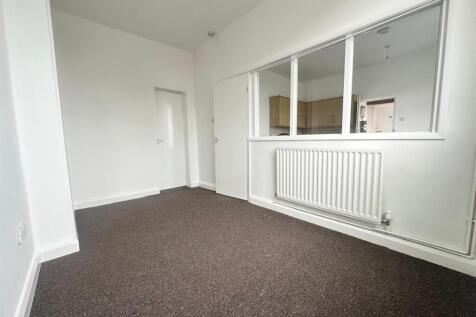 WhatsApp Image 2025-12-05 at 1.27.45 PM (6).jpeg