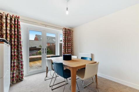 23KingfisherRd17.jpg