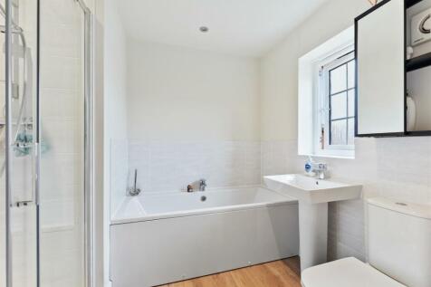 23KingfisherRd23.jpg