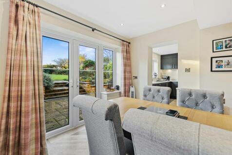 AshfieldHouseWeb33.jpg