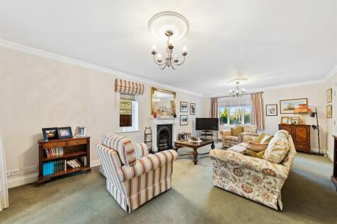 AshfieldHouseWeb26.jpg