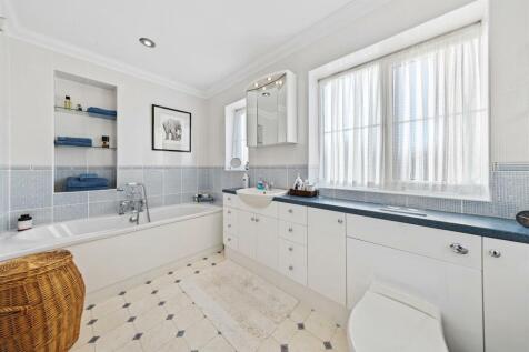 AshfieldHouseWeb42.jpg