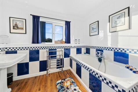 AshfieldHouseWeb44.jpg