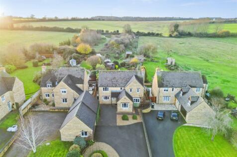 AshfieldHouseWeb10.jpg