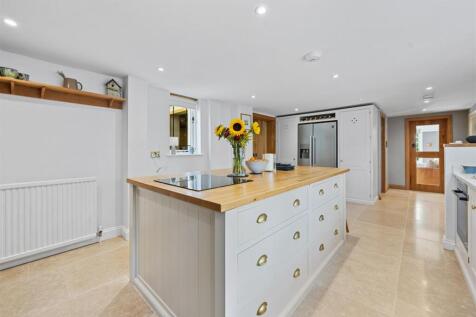 RoseCottageWeb19.jpg