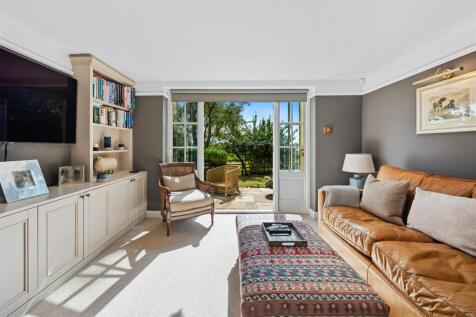RoseCottageWeb30.jpg