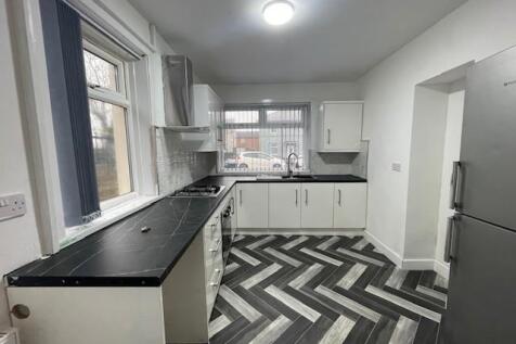 Kitchen 1.jpg