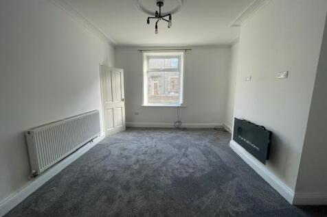 Lounge 3.jpg