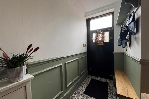 Hallway.jpg