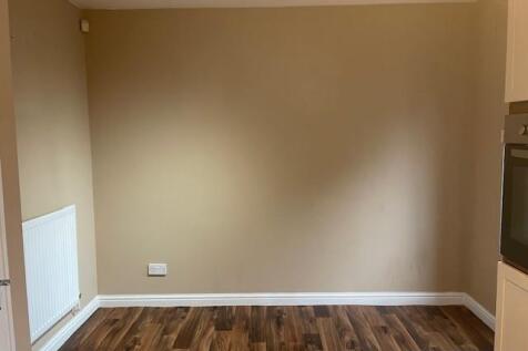 Dining Area.jpg