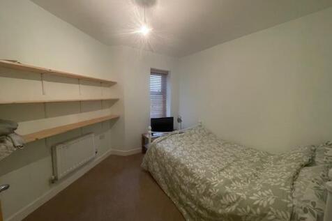 Bedroom 2.jpg