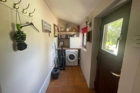 Utility Room.jpg