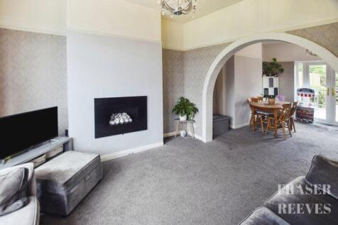 OPEN PLAN LOUNGE / DINING