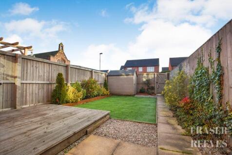 PRIVATE REAR GARDEN