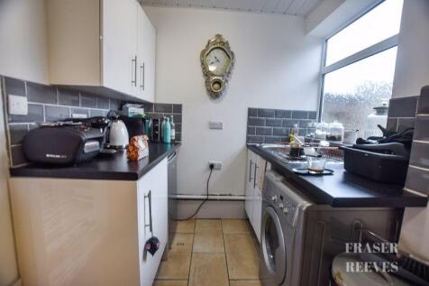 COMMERCIAL KITCHEN