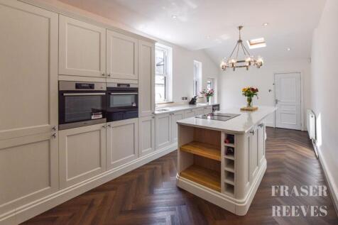 Feature Kitchen