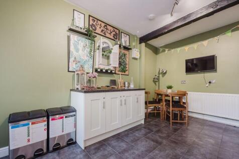 kitchen / diner