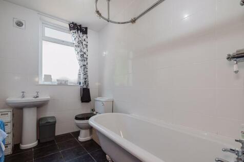 classic bathroom