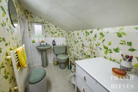 upstairs bathroom