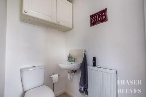 DOWNSTAIRS W.C / UTILITY ROOM