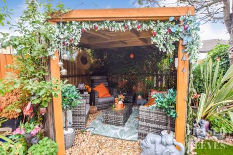 garden pergola