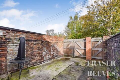 courtyard with double gates