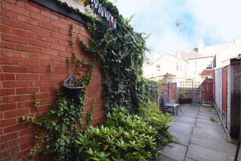 rear courtyard garden