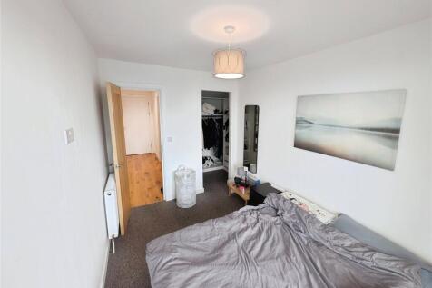 Master Bedroom 3