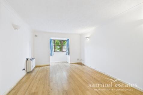 Living Room / Kitche