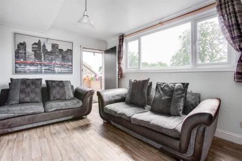 Living Room / Kitche