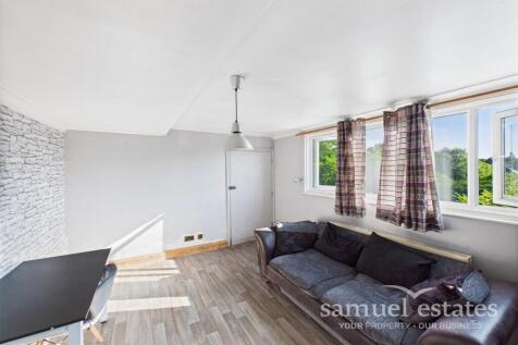 Living Room / Kitche