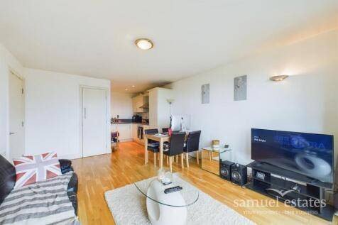Living Room / Kitche