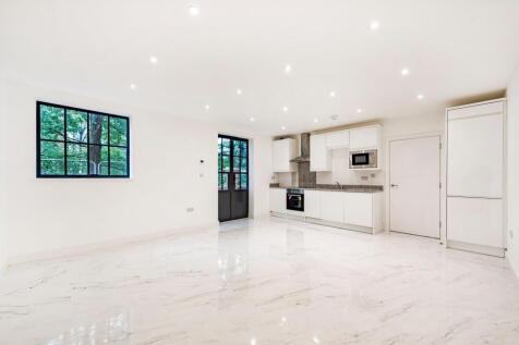 Living Room / Kitche