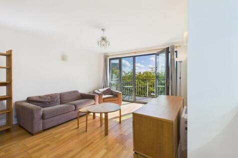 Living Room / Kitche