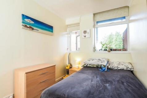 Bedroom 2.jpeg