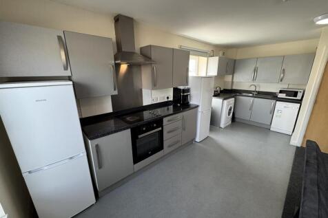 Main building Kitchen.jpg